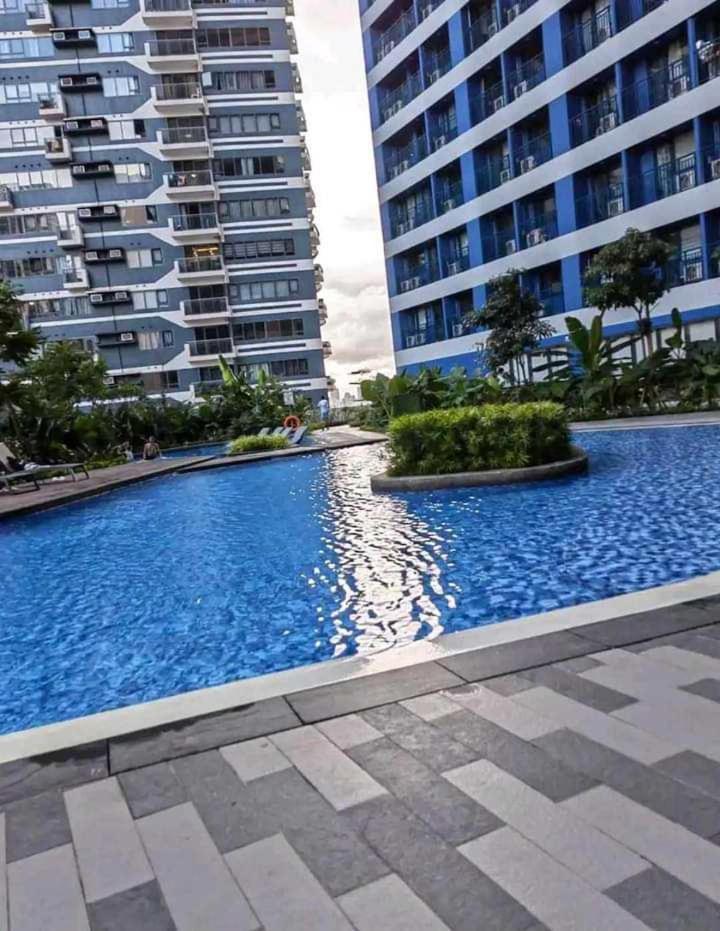 Metropolitown Short Stays Manila At Air Residences Makati City Exterior photo